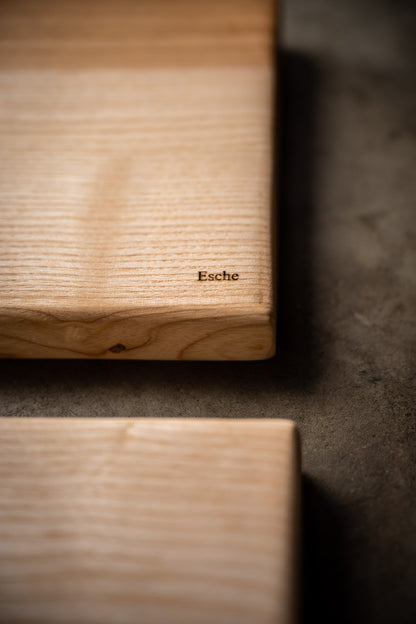 Holzbrett / Schneidebrett / Frühstücksbrett Esche aus nachhaltiger Forstwirtschaft