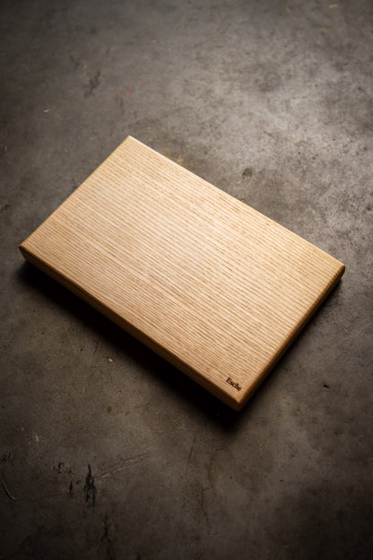 Holzbrett / Schneidebrett / Frühstücksbrett Esche aus nachhaltiger Forstwirtschaft