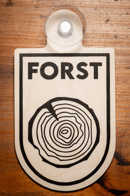 Ziemlich cooles KFZ-Holzschild "FORST" mit Saugnapf